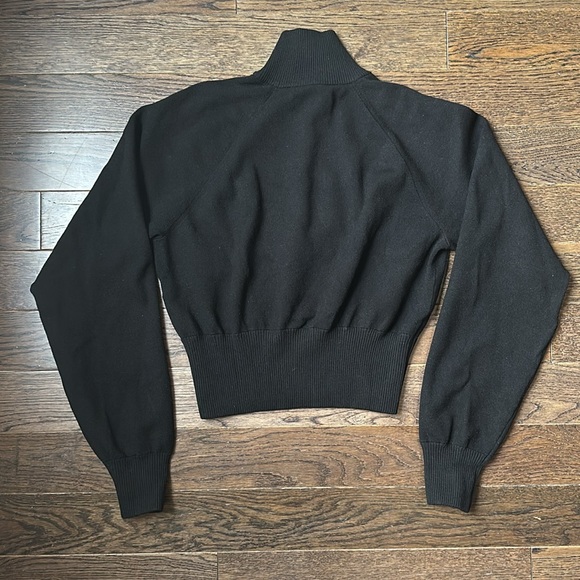 Aritzia 1/4 Zip Sweater - Picture 8 of 8